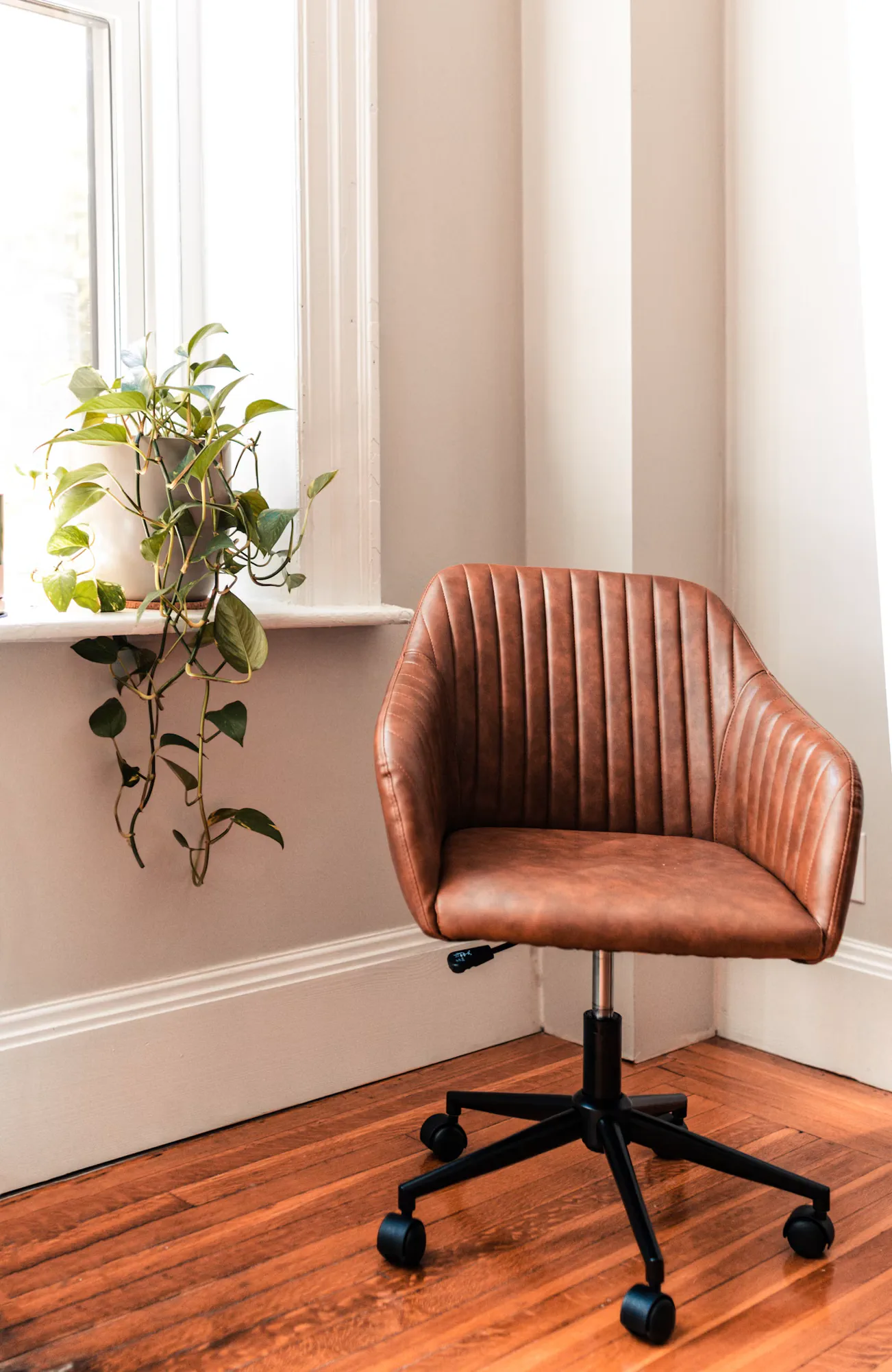 Compact Desk Chair